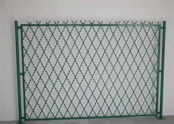 Quality 75*150mm Powder Coated BTO 22 Razor Wire Fence for sale