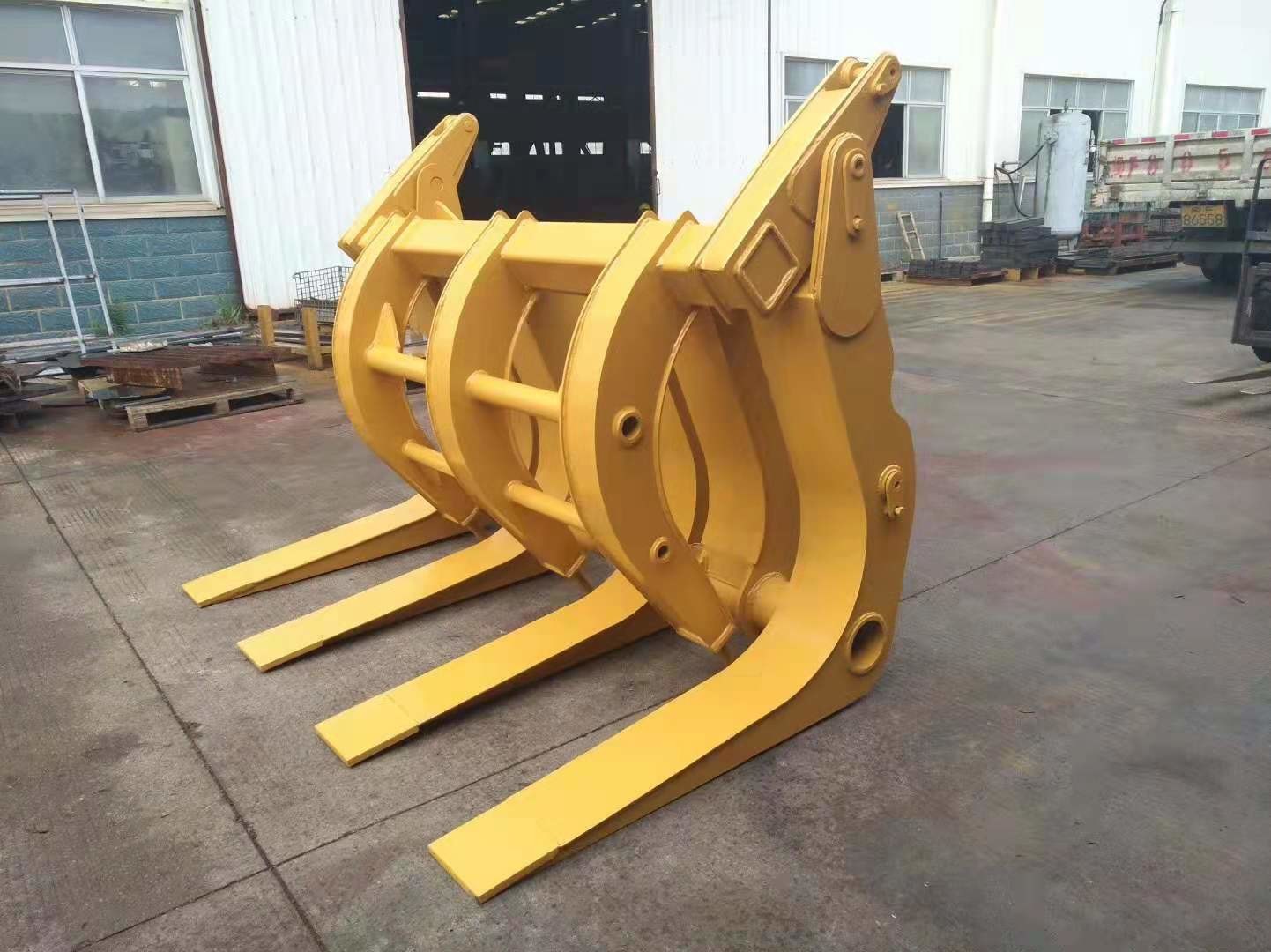 Quality BENE 5ton wheel loader attachment log grapple wood clamp for timber loading for sale