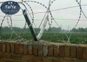 Buy cheap Top Concertina Barbed Wire Fence Post Bolt On Barb Wire Arms With 6 Holes product