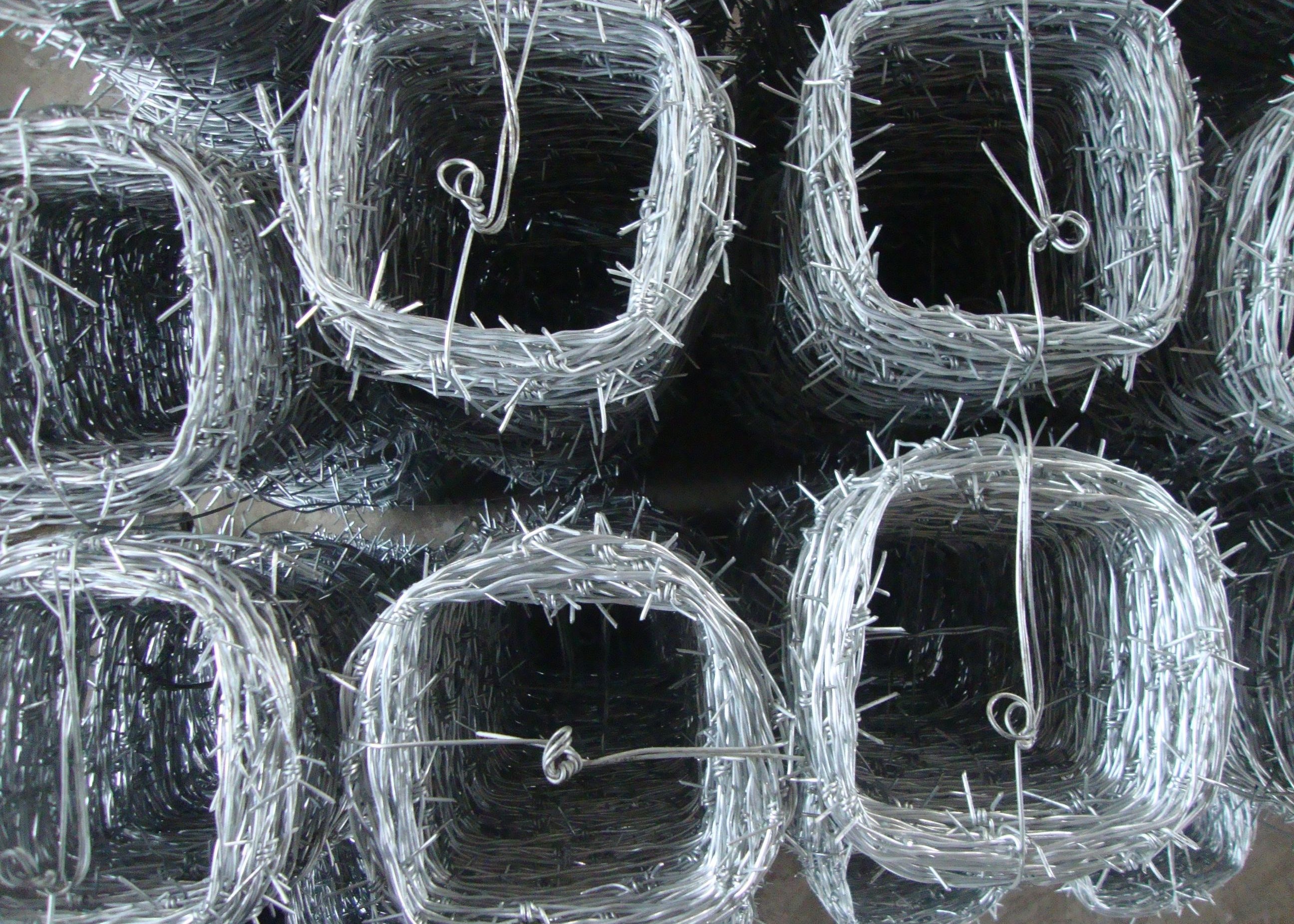 Buy cheap Fencing 3.4mm High Tensile Barbed Wire Oxidation Protection from wholesalers
