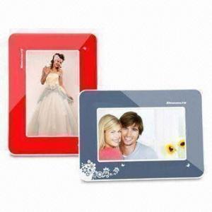Buy cheap 7-inch Digital Photo Frame with 800 x 480 Pixels Resolution, and G-sensor Function product