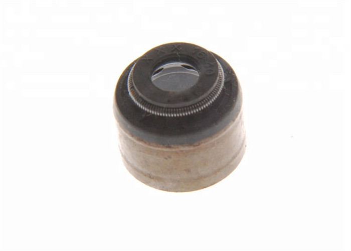 Buy cheap Mitsubishi Engine Valve Stem Oil Seals MD184303 MD184303 MD307342 MD307343 product