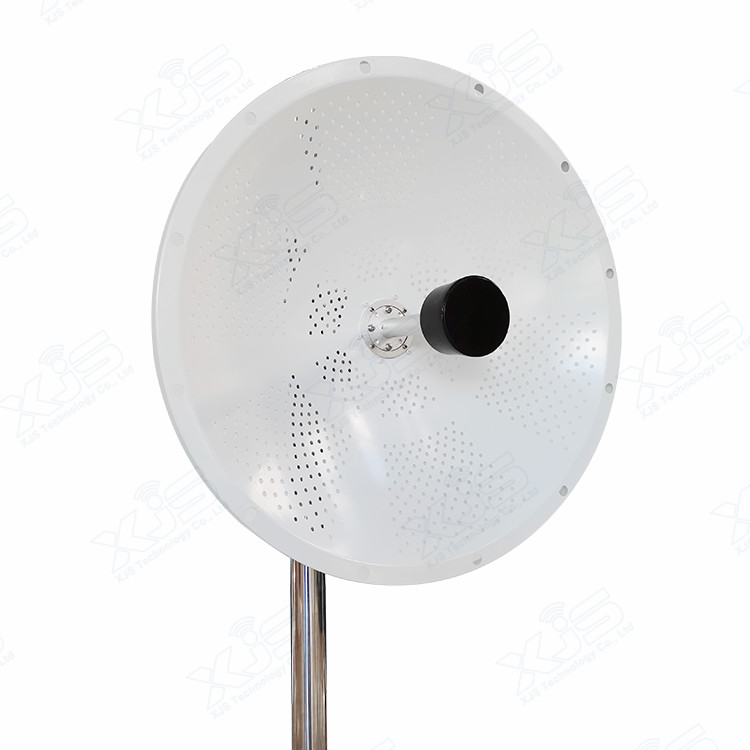 Buy cheap 5G 24dBi MIMO Antenna 126/Ms Pole Mount Wifi Point To Point Antenna For Communication product