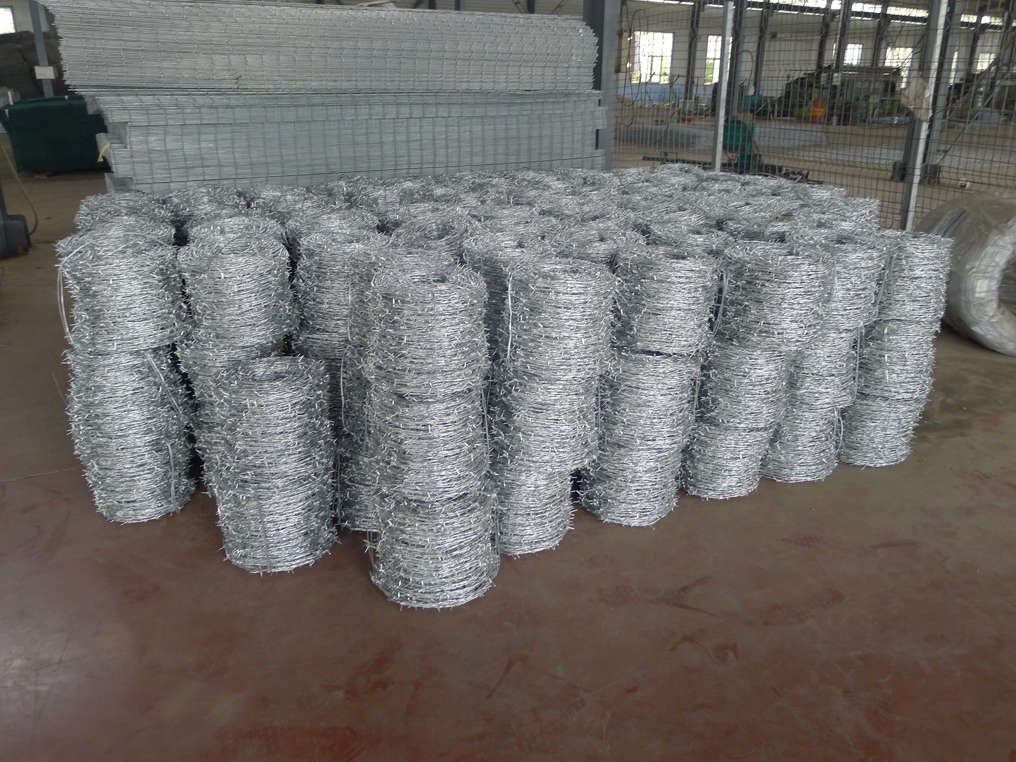 Buy cheap Electric Galvanized 16*18# Wire Gauge Double Twist Barbed Wire from wholesalers