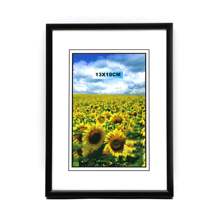 Buy cheap Customized Aluminium Photo Frame , Home Decorative Metal Picture Frame product