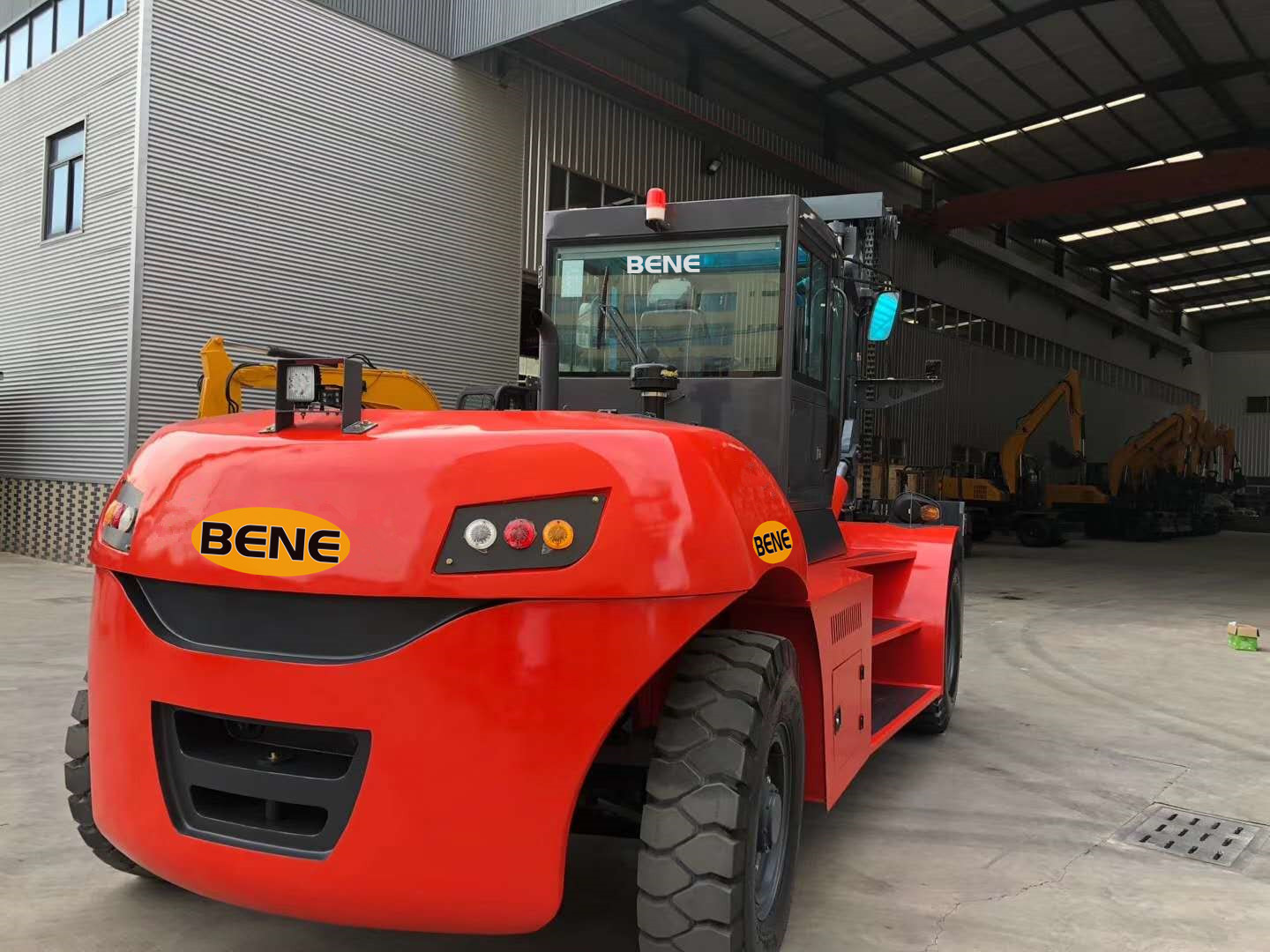 Buy cheap chinese 14.0 tonne to 18 tonne heavy diesel forklift with cummins engine 15ton container forklift for sale from wholesalers