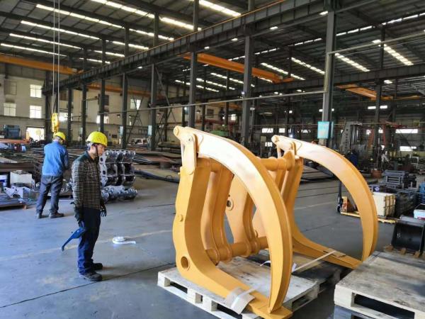 Quality Caterpillar wheel loader attachment log grapple wood clamp for volvo wheel loaders for sale