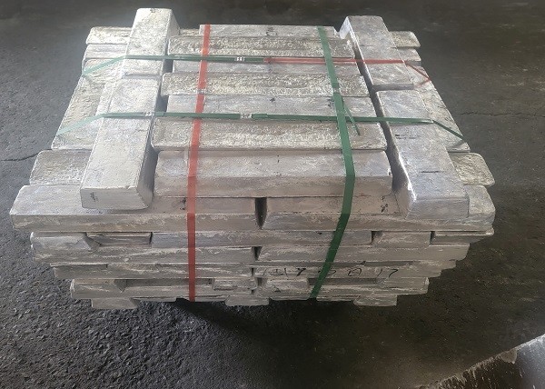 Buy cheap 99.98% Magnesium Ingots Alloy Flammable Low Rare Earth Alloy product