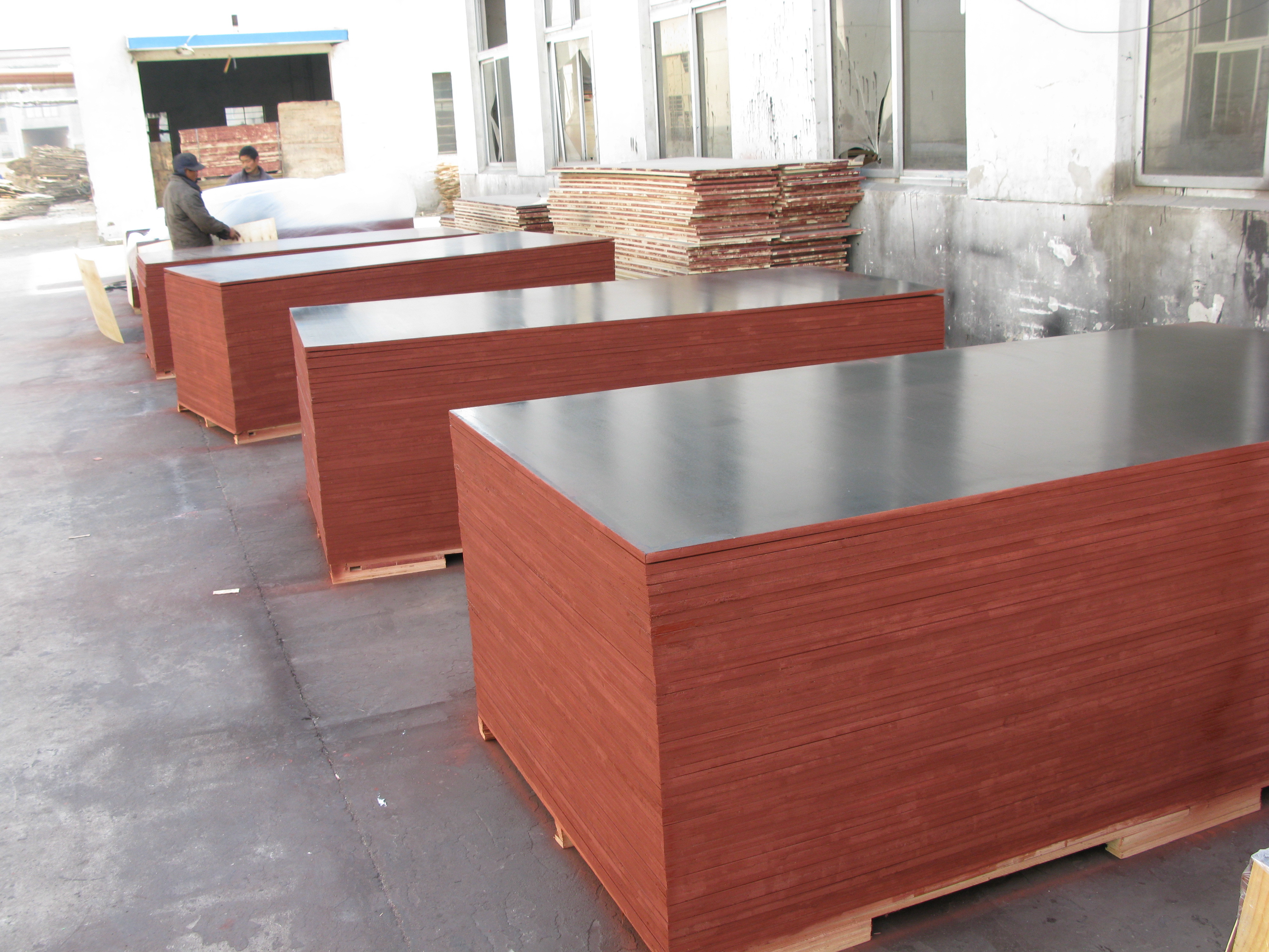 Buy cheap Film Faced Decorative Plywood Sheets 2 Times Hot Press High Strength Design product