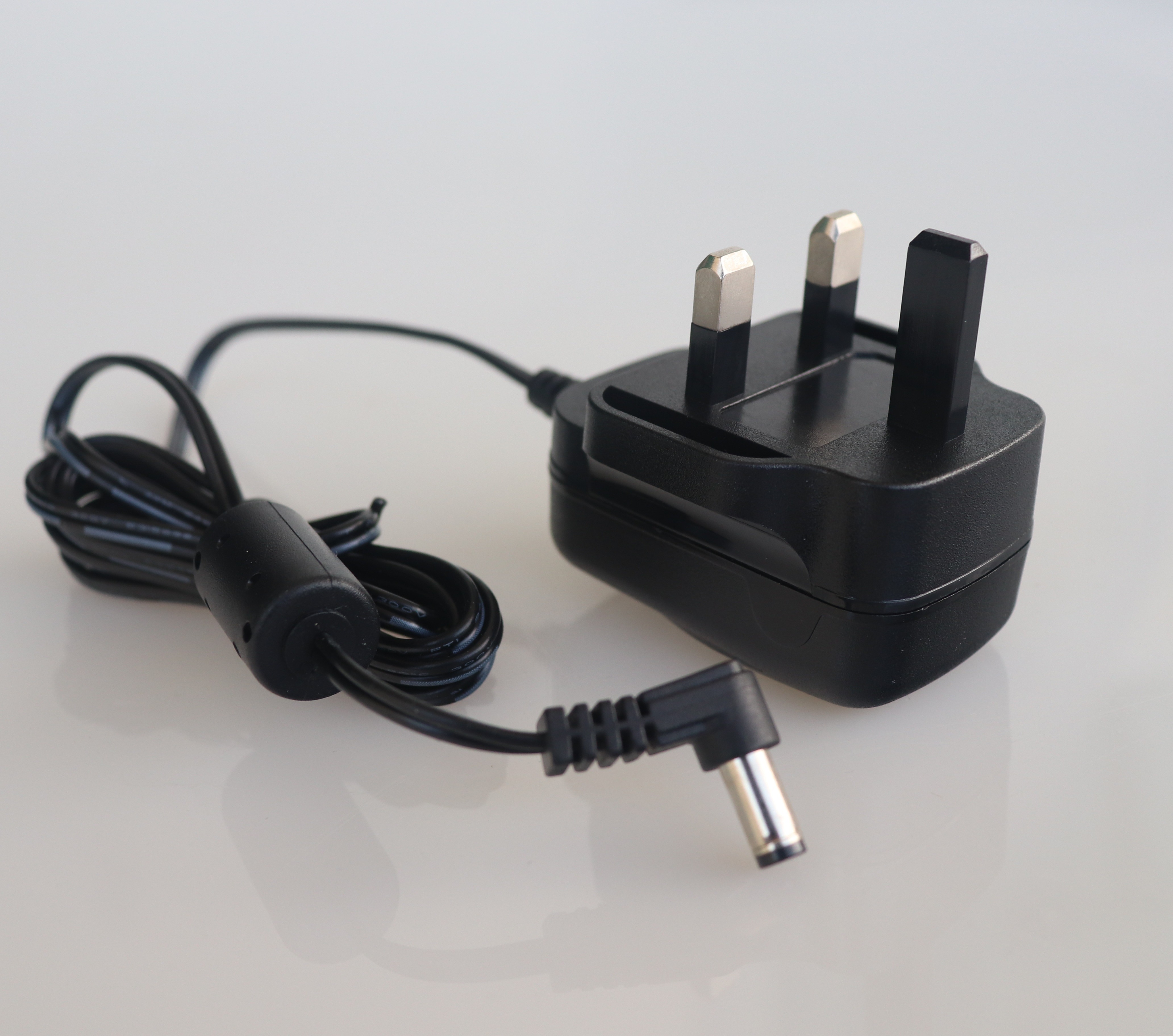 Quality EN61558 Single Output Switching Mode Power Adapter 5W for sale
