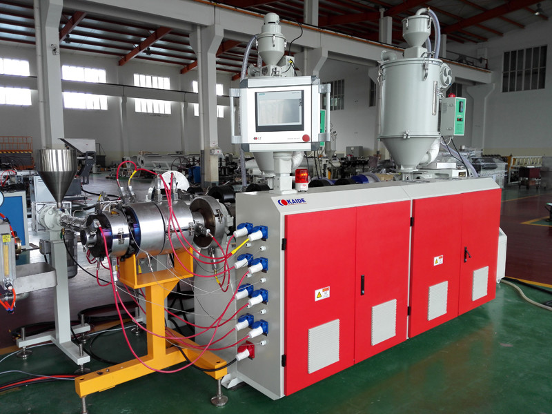 Buy cheap 16mm-20mm PE Pipe Production Line With Ram Type Extruder from wholesalers