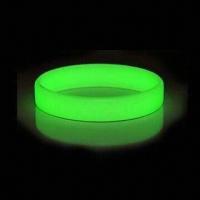 Buy cheap Glow-in-Dark Silicone Bracelet, Glowing Bands, Customized Shapes and Logo are product