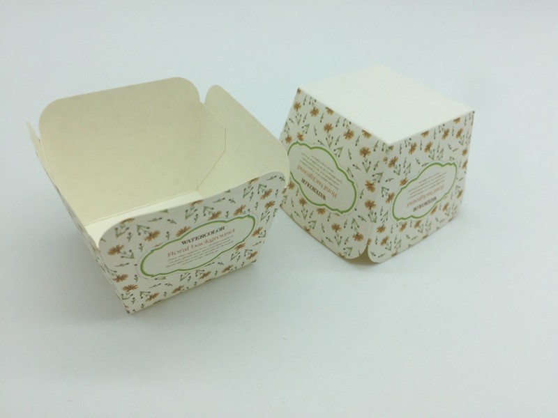 Buy cheap Eco - Friendly Square Cupcake Liners Paper Baking Cups Muffin Greaseproof Wedding Use product