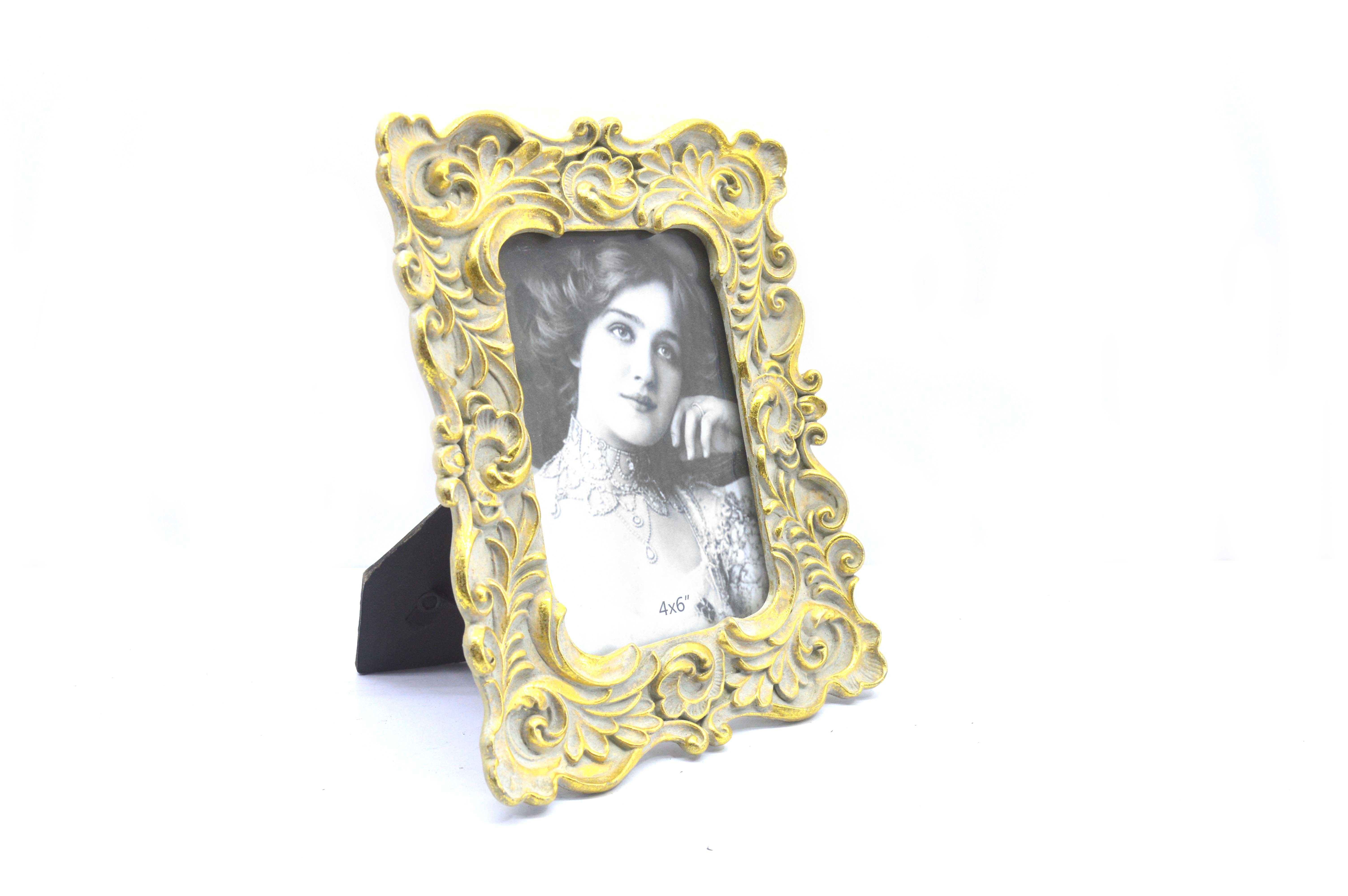Buy cheap Hand Painted Antique Style Photo Frames With Black Cardboard 4 By 6 Friend Gift from wholesalers