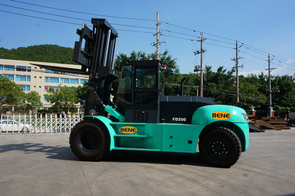 Buy cheap 20 ton diesel forklift FD200 with ZF transmission automatic transmission for sale from wholesalers