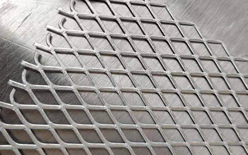 Buy cheap 316L /304 Stainless Steel Expanded Metal Mesh / 310S Decorative Expanded Metal Panels from wholesalers