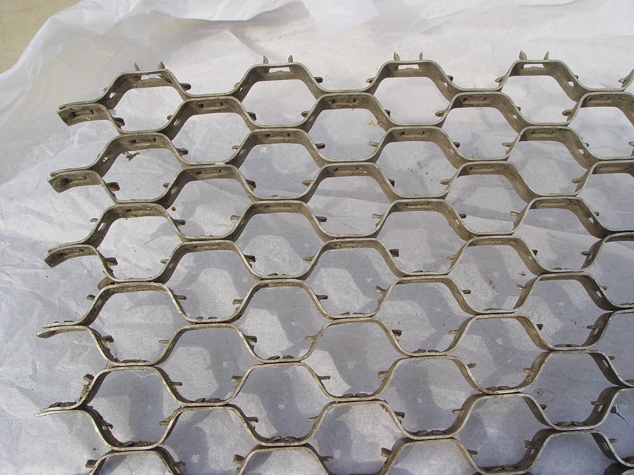 Buy cheap stainless steel tortoiseshell net from wholesalers