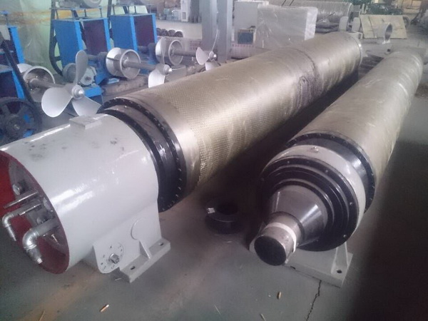 Quality Long Life Paper Making Machine Parts Metal Vacuum Press Roller for sale