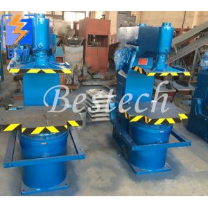 Buy cheap Customized Vibration jolt squeeze clay sand moulding machine from wholesalers