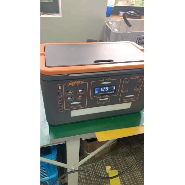 Quality OEM  1500W Pure sine wave rechargeable lithium portable power station for camping for sale