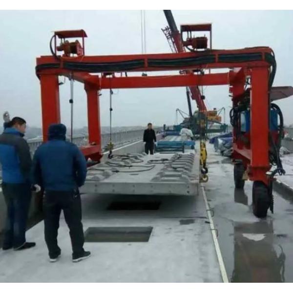 Quality Precast Concrete Rubber Tire Cranes For Construction Stitching for sale