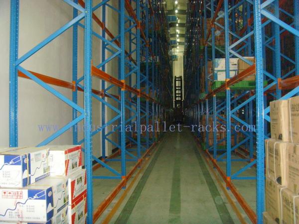 Buy cheap Customized Very Narrow Aisle Racking , Operation Space Warehouse Racking Systems from wholesalers