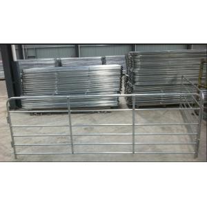 Dust Proof Galvanized Livestock Panels , Portable Cattle Panels Easy Maintenance