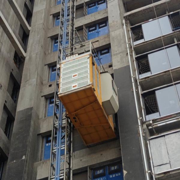 Buy cheap 3.2 X 1.5 X 2.5 M Cabin Size Rack And Pinion Hoist with 650x650x1508mm Mast Section and Q355B Steel Materials from wholesalers