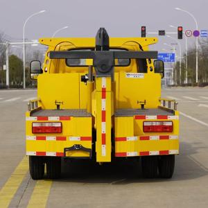 Buy cheap Dongfeng Wrecker Truck 3-5tons 4x2 Lightweight Dragging Towing Trucks Wrecker Truck Road-block Removal from wholesalers