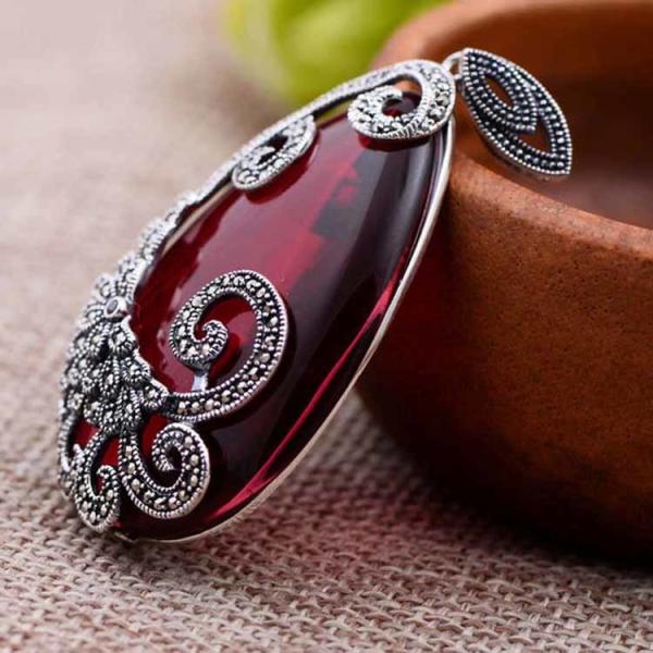 925 Silver Drop Shape Synthetic Garnet Marcasite Retro Pendant Necklace (N20180410RED)