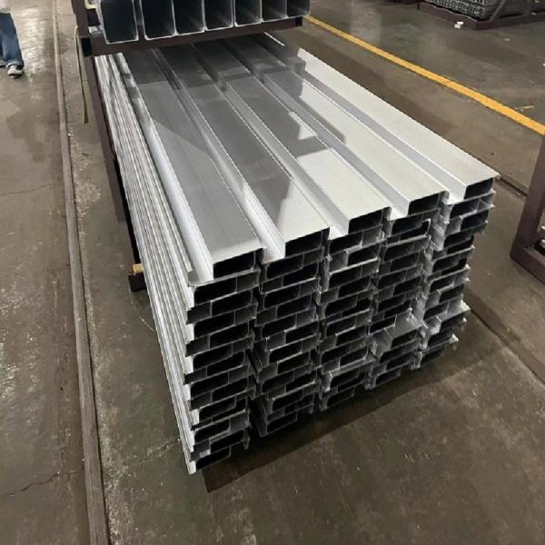 Quality 6061 6063 Aluminium Extrusion Profiles With Anodizing Surface Treatment for sale