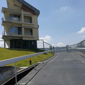 Gray Color And 8 Tiles Rubber Dual Sided Rubber Paver Tile-16" X 16" X 3/4" Inch