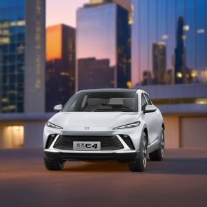 Max Speed 180km/h Fast Charging and Winter Birch White Color 2024 Buick E4