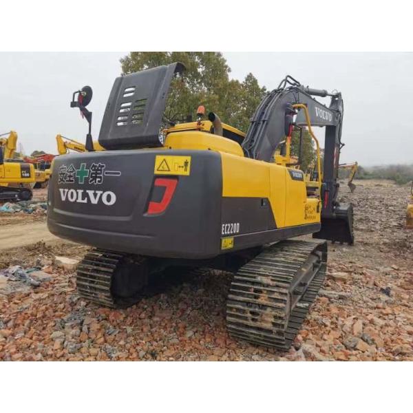 Used Crawler VOLVO EC220D Excavator with 0.8–1.8 m3 Bucket Capacity