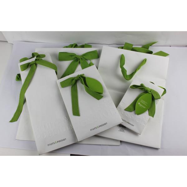 Buy cheap Gloss Lamination Clothing Paper Bags from wholesalers