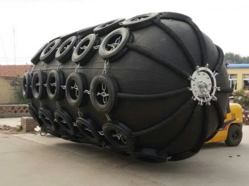 Buy cheap ISO 17357 50KPA/80KPA Pneumatic Marine Fender Floating Fender Yokohama from wholesalers