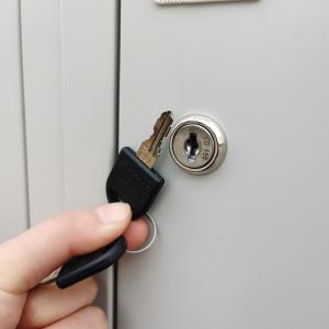 Buy cheap Changing Room Vertical 1 Door Locker Gym With Feet from wholesalers