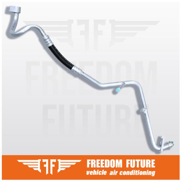 Quality 5M5H19A705AA Ford Focus Suction Air Con Pipes For Cars 07-12  1.8L for sale