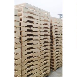 Warehouse Storage 4 Way Block Pallet Reinforced Durable Heat Treated Wood