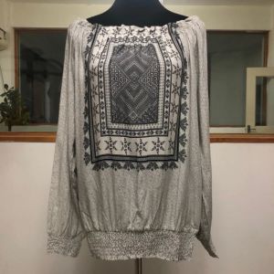 China Grey Plus Size Off The Shoulder Tops Ethnic Style Women's Plus Size Blouse on sale