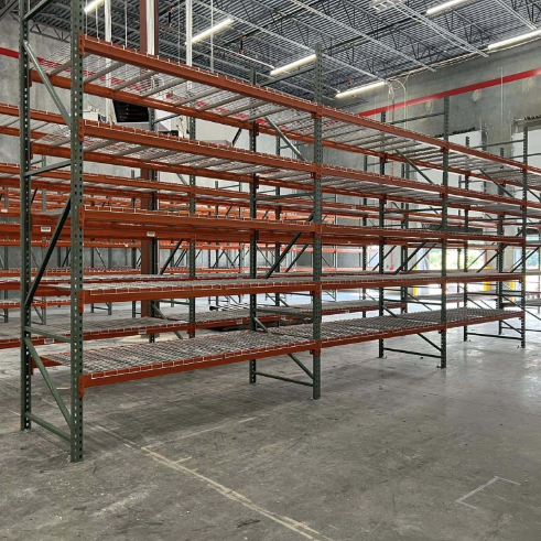 Quality Teardrop Pallet Racking System for Warehouse Storage for sale