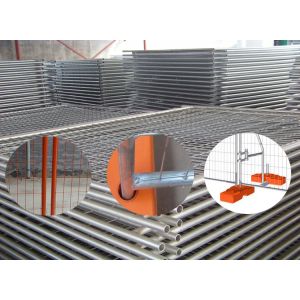 Outdoor Windproof Privacy Fence 42mm OD Galvanized Temporary Fence On Concrete