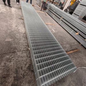 YB/T4001.1-2007 Compliant Stainless Flat Gully Grating For Superior Drainage