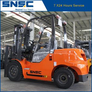 High Load Center Diesel Japan Mitsubishi Engine Forklift 3.5t with Customized