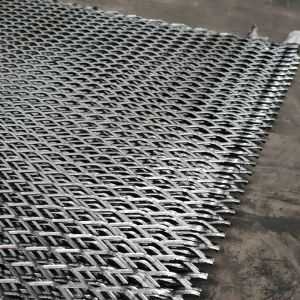 Buy cheap 4x8 Sheet Galvanized Stretched Expanded Metal Mesh Diamond Hexagonal Hole Patterns from wholesalers