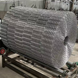 China 2.6MM Welded Galvanized  Pipeline Coating Mesh Reinforced CWC Mesh In Rolls on sale China 2.6MM Welded Galvanized  Pipeline Coating Mesh Reinforced CWC Mesh In Rolls on sale