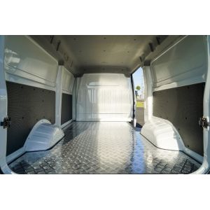 Buy cheap 4865×1715×2060 Overall Dimensions Electric Vehicle Vans and with Disc Brake Type from wholesalers