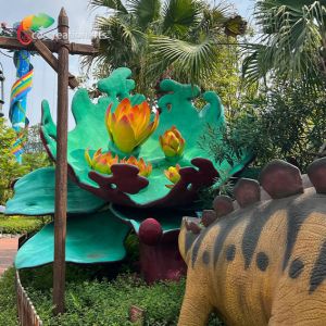 Buy cheap Customized Weather Proof Fiberglass Flower For Theme Park from wholesalers