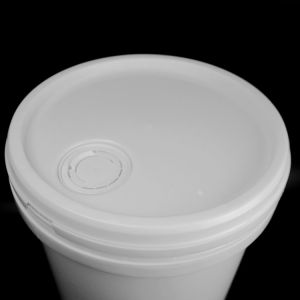 Buy cheap White 5 Gallon Plastic Buckets With UV Resistant And Handle from wholesalers
