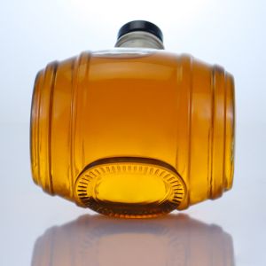 Custom Cap Glass Bottle for Vodka Gin Rum 700ml 750ml Adaptable to Various